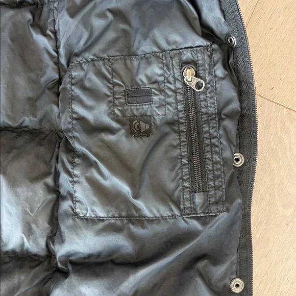 “ The North Face  “ Black Shiny  Down Jacket. - Picture 5 of 6
